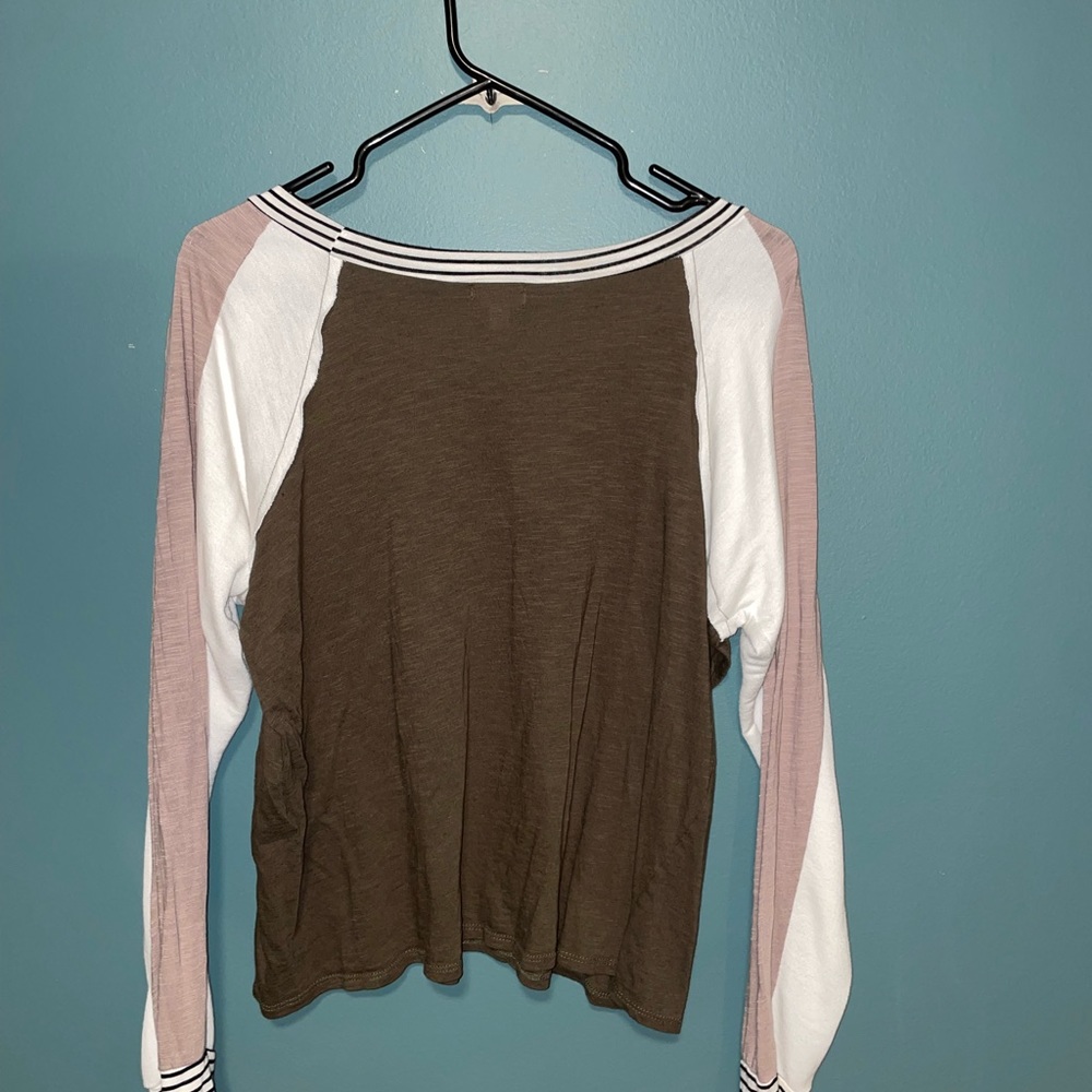 BKE Long Sleeve - Picture 4 of 5